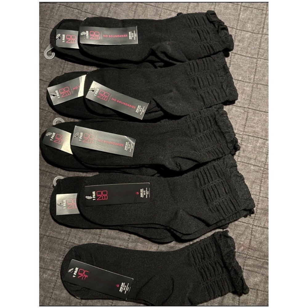 No Boundaries Womens Black Ruched Crew Socks 9 Pairs NWT Shoe Size 10-12